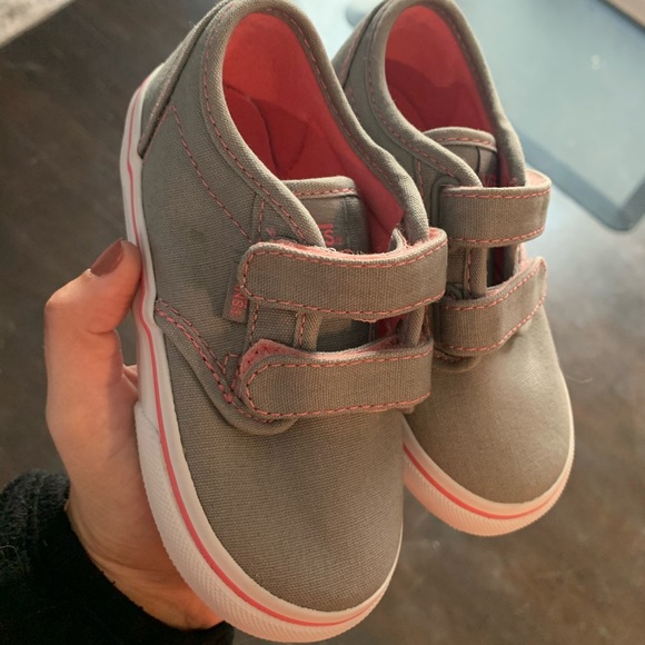 girls vans size 8